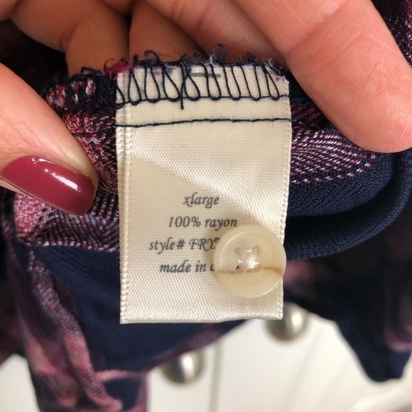 New Francesca’s Alisha Plaid Button Down Top - Picture 8 of 11